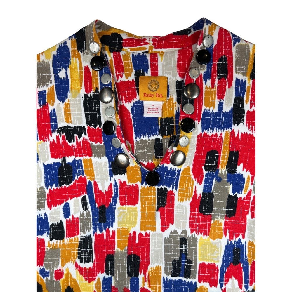 Ruby Rd Womens Small Abstract Print Split Neck Embellished 3/4 Sleeve Top Art